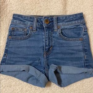 american eagle jean shorts. in great condition!